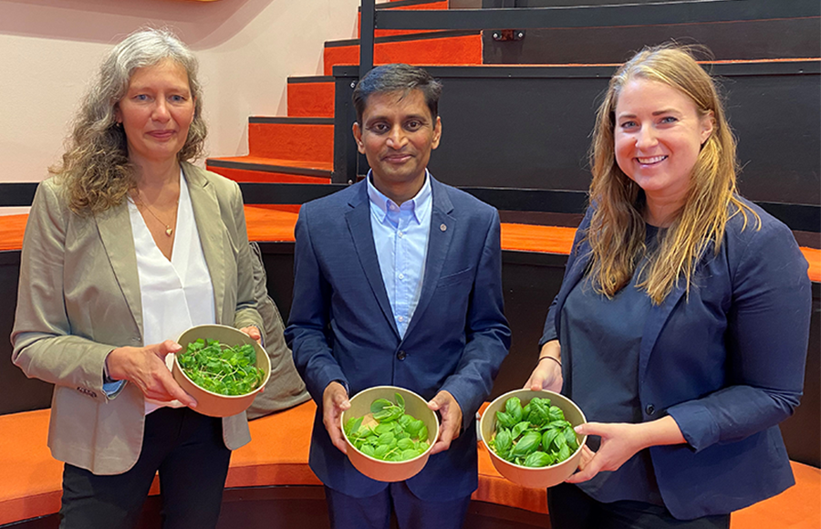 Maria Knutsson Wedel, Sarosh Ramachandra, Emma Wiesner. Foto: Urban Eriksson